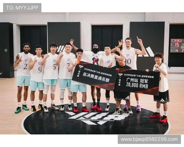 篮球公园爱德华兹首次中国行掀起热潮与球迷互动收获满满