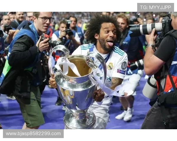 马塞洛自述：左后卫的前锋灵魂与对传奇身份的淡然态度